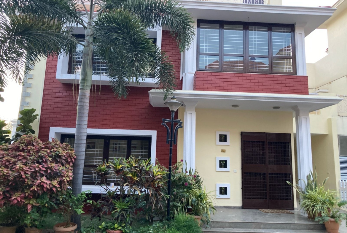 4 bhk villa for sale