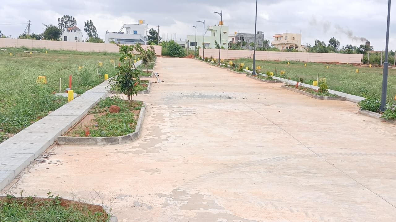 WhatsApp Image 2026-01-09 at 11.16.15 AM (2) Plots in Malur